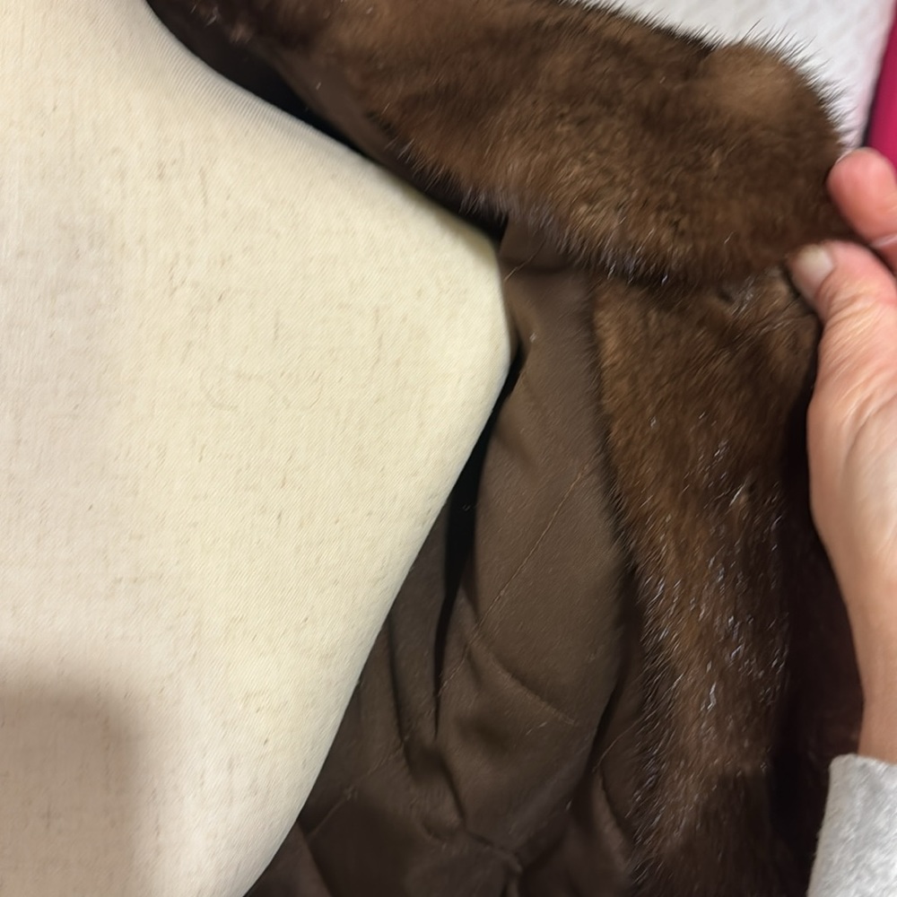 Custom Genuine Mink Lined Jean Jacket XL Pit To Pit 20” Shoulder To Waist 23” - Picture 4 of 9
